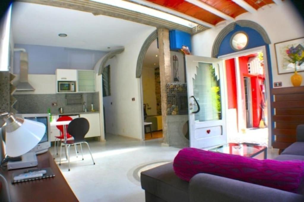 Zentral Club Neutron-Jacuzzi Apartment Belmonte De Miranda Exterior photo